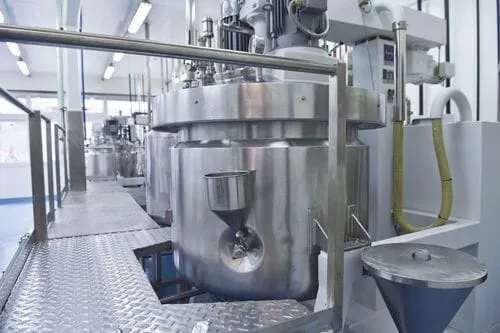 700 kg Fryma reactor